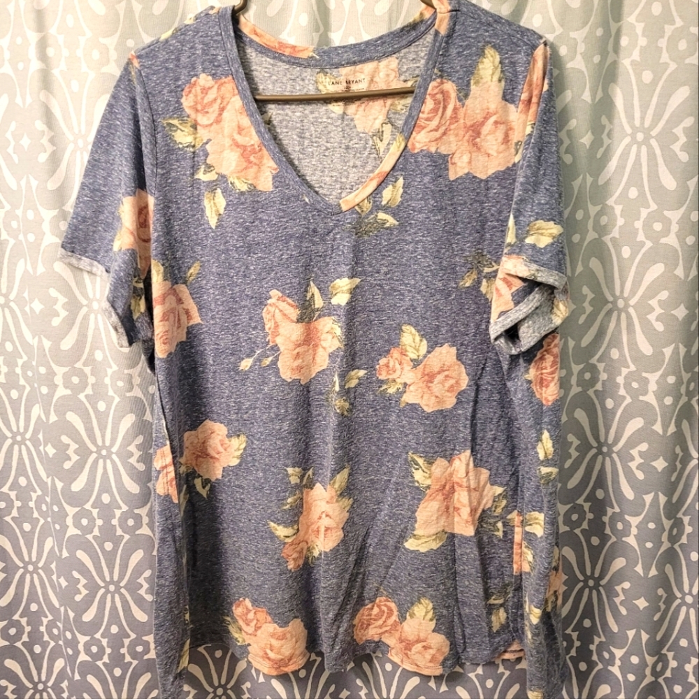 Size 22/24 Lane Bryant Floral Tee